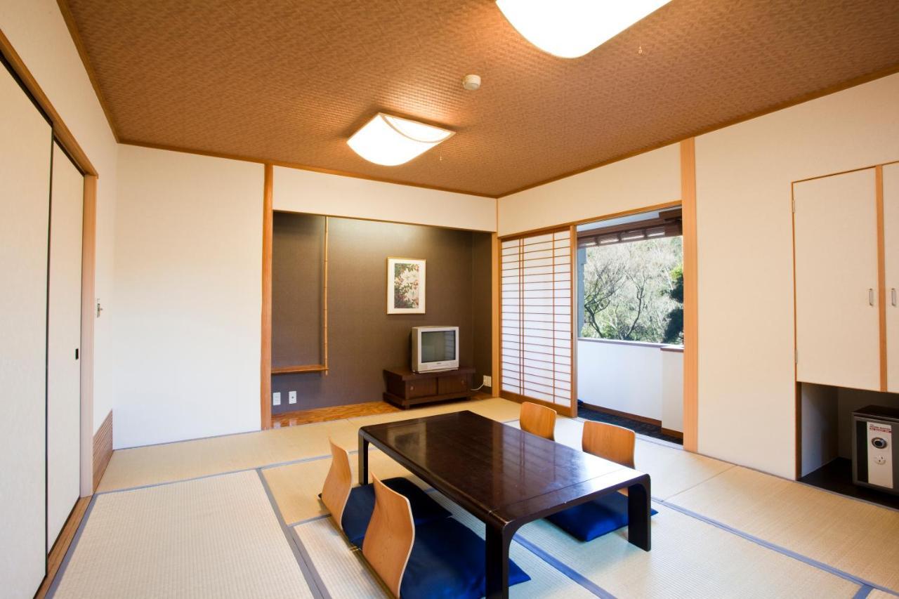 Shiki Resort Villa Hakone 80 Exterior photo